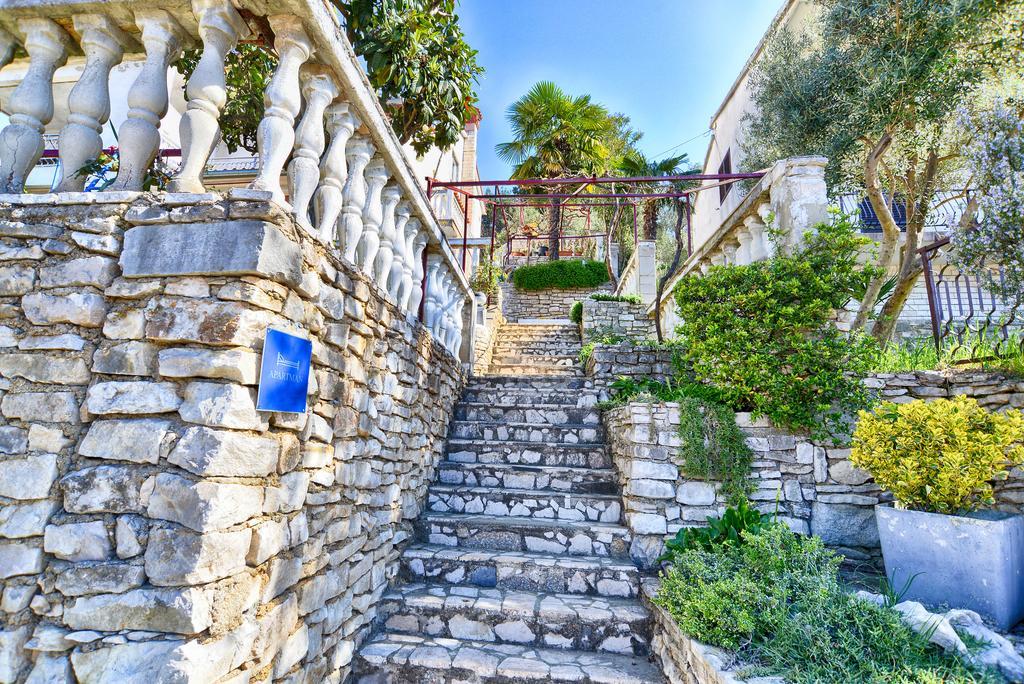 Apartments Plominska 938 Rabac Exterior foto